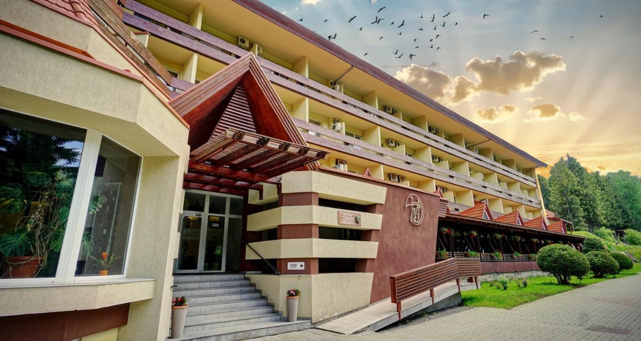 Hotel Ciucas BaileTusnad Exteriér fotografie